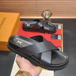 Louis Vuitton Run Away Slide Chanclas Negras con Correa Cruzada