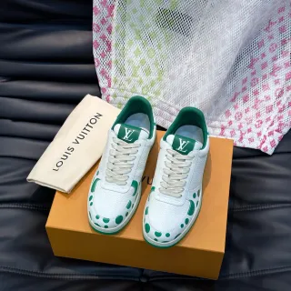 Louis Vuitton Run Away Zapatillas Lifestyle Blancas y Verdes con Lunares