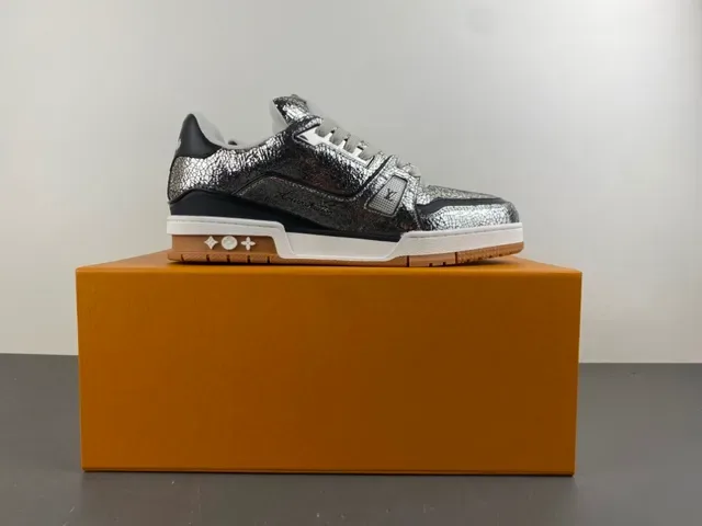 Louis Vuitton Prata Marrom Metálico Couro Rachado Superior Layered Sola Branco/preto/goma Sneakers Lifestyle 14
