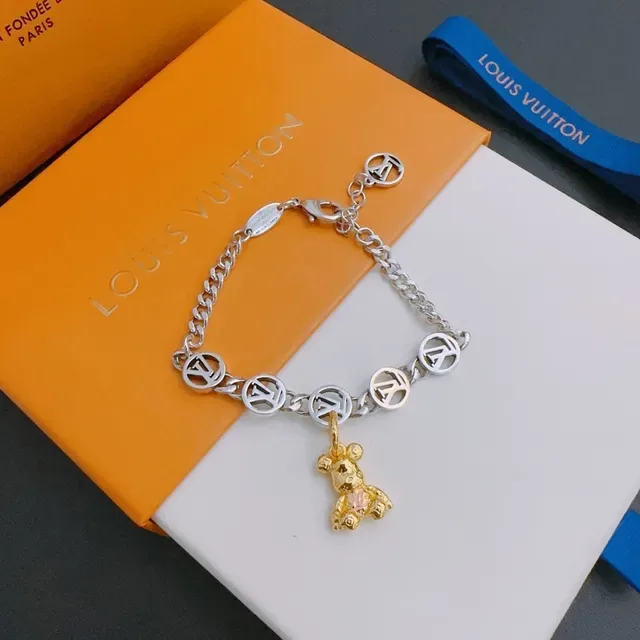 Bracelet Louis Vuitton Chaîne Curb Argent et Or Monogram Disc Charms 3