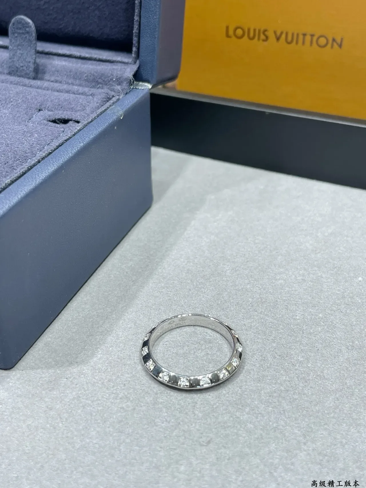路易威登 银色 海军蓝 Pavé-Set 方形切割 钻石 戒指 5