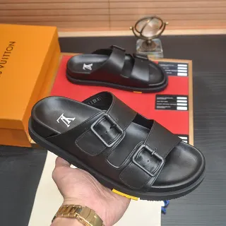 Louis Vuitton Slide 黑色双带扣拖鞋