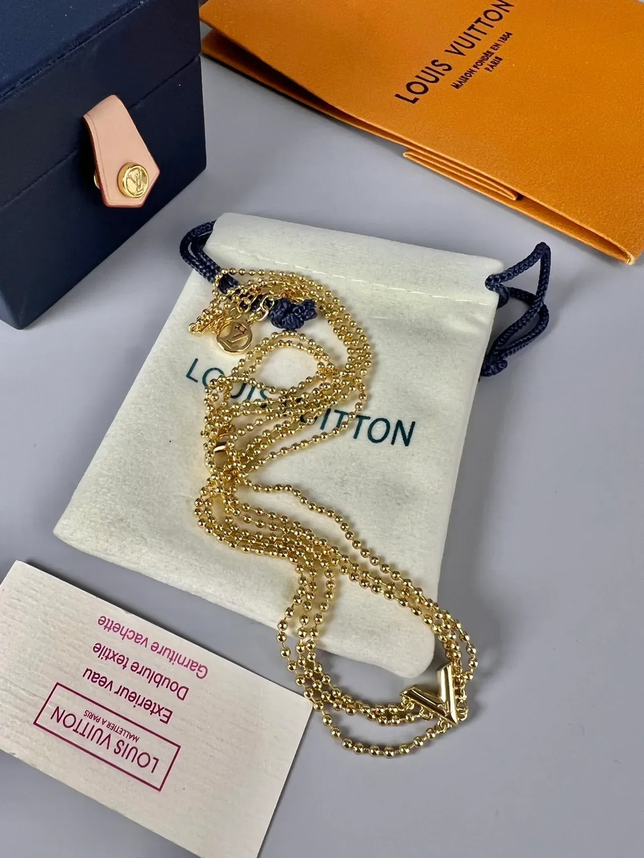 Louis Vuitton V Collection 金色 三股珠球链项链 4