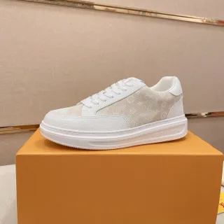 Louis Vuitton Blancos y Beiges Zapatillas Lifestyle Low-Top con Suela Plataforma
