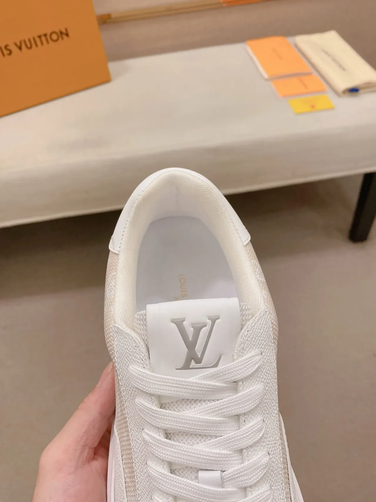 Louis Vuitton White Beige Low-Top Platform Sole Lifestyle Sneakers 3