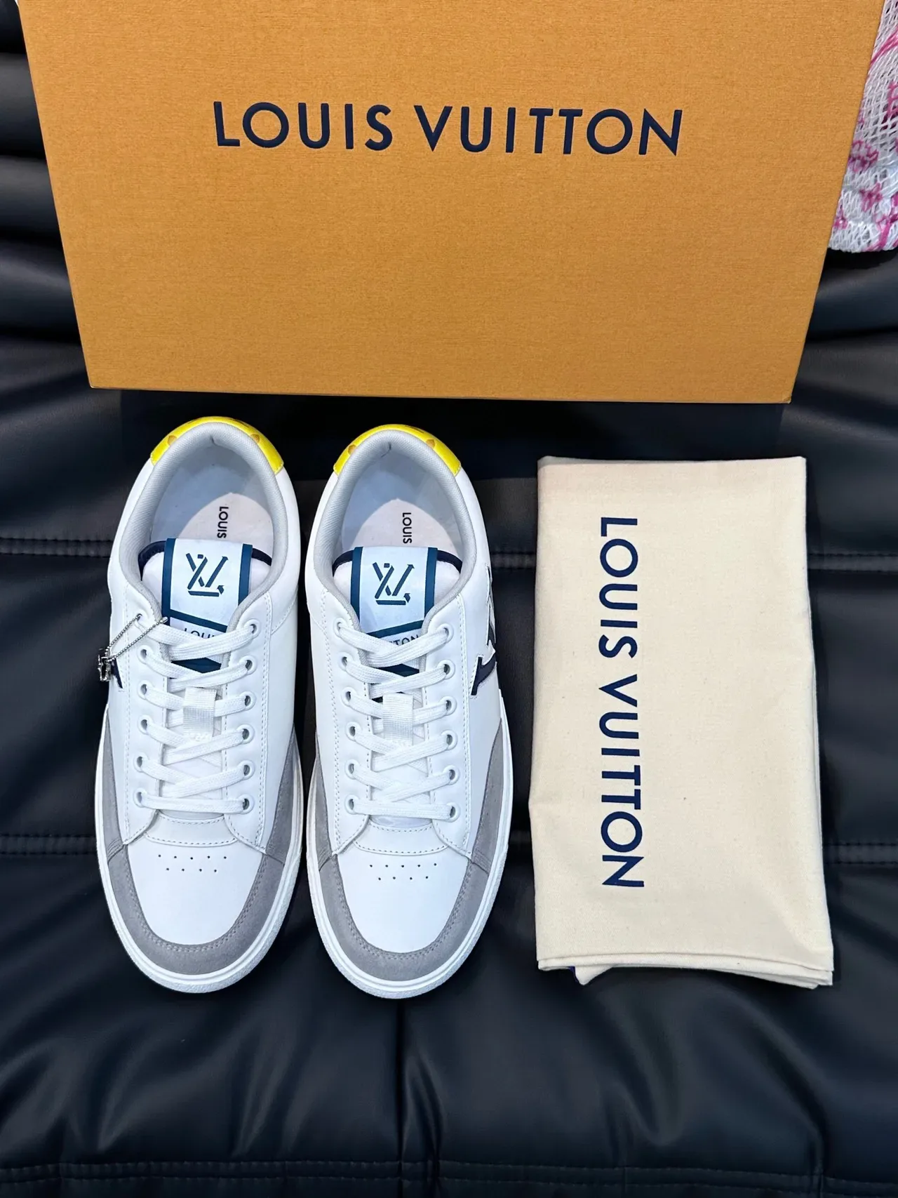 Louis Vuitton Branco Cinza Low-Top Couro-Suede Híbrido Lifestyle Sneakers 3