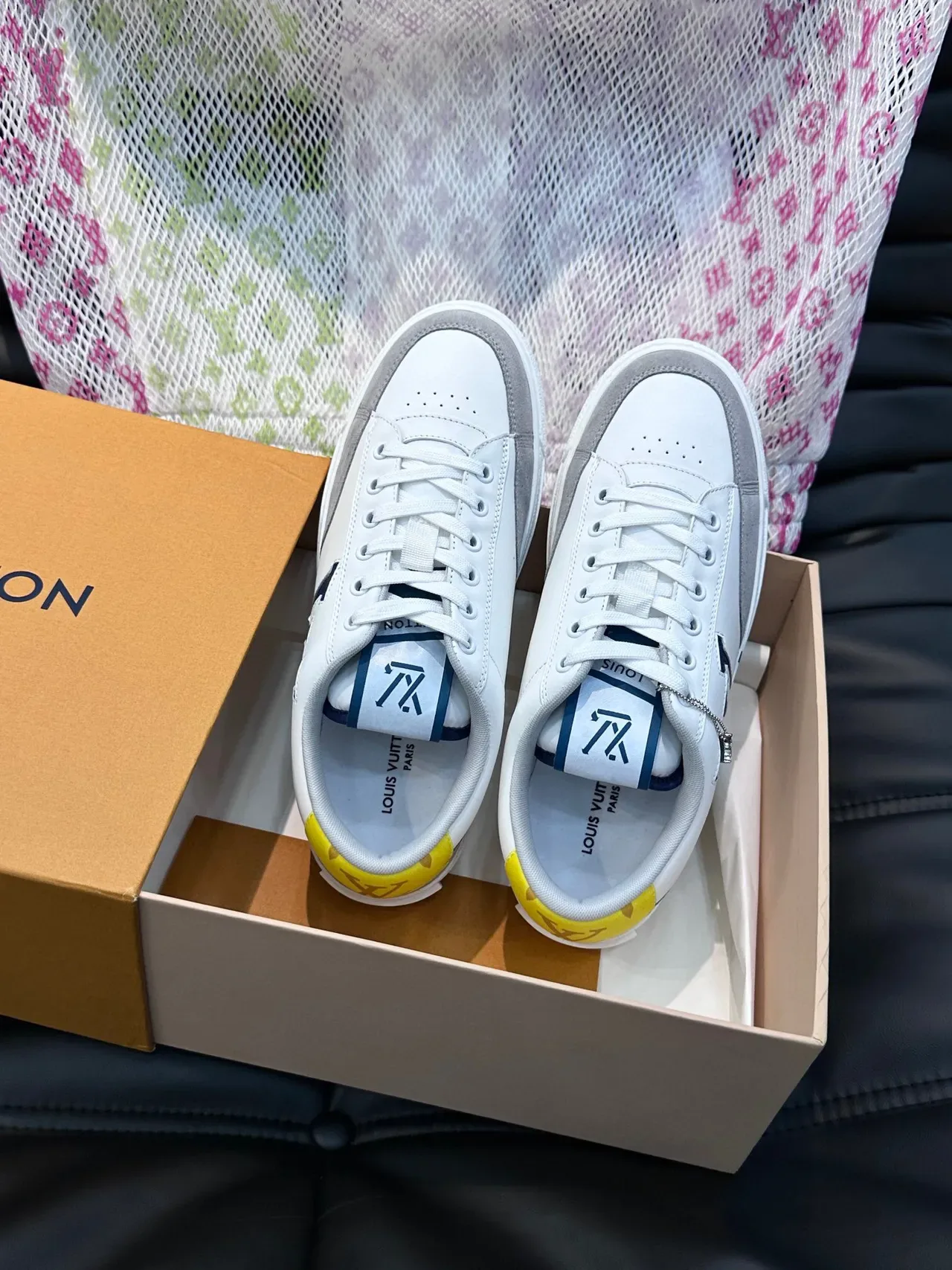 Louis Vuitton Branco Cinza Low-Top Couro-Suede Híbrido Lifestyle Sneakers 4