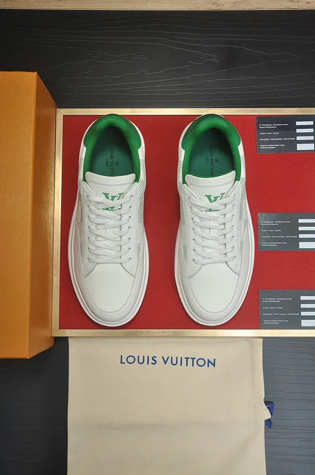 Louis Vuitton حذاء رياضي أبيض أخضر منخفض الارتفاع جلدي lifestyle sneakers 5