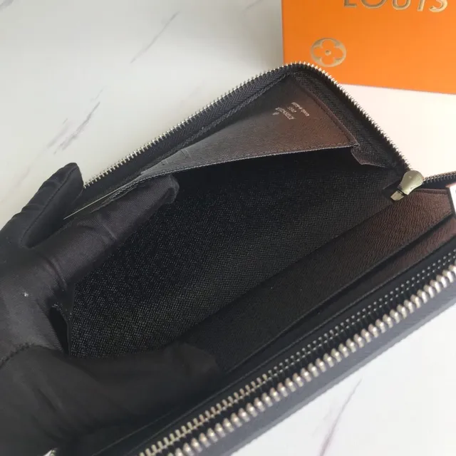 Louis Vuitton Zippy Wallet Black Epi Leather Long Wallet 6