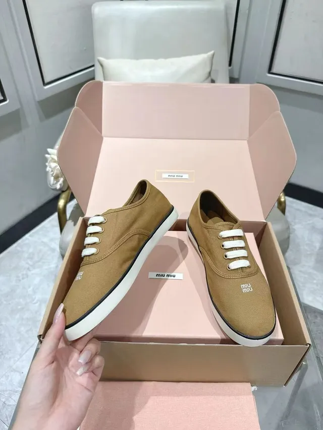 Miu Miu Brown White Low-Top Upper Canvas Shoes 6