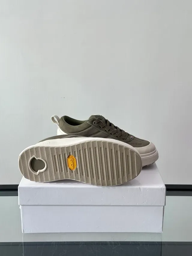 Moncler Army Green Beige लो टॉप प्लेटफॉर्म सोल स्नीकर 2