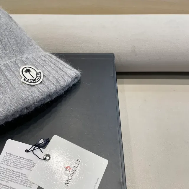 Moncler Gorro Cinza Malha Punho Dobrado 7
