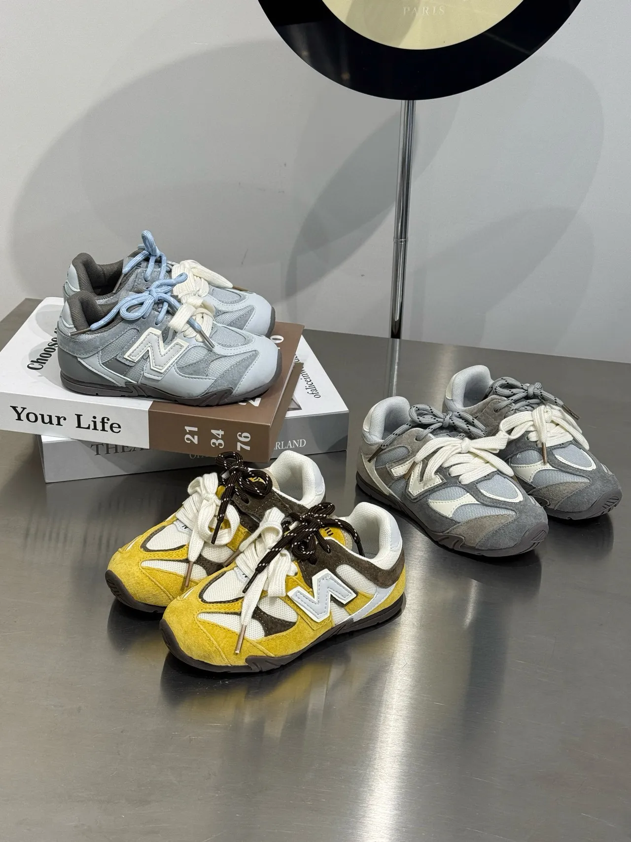 New Balance 327 Gray and White Lifestyle Sneakers 2