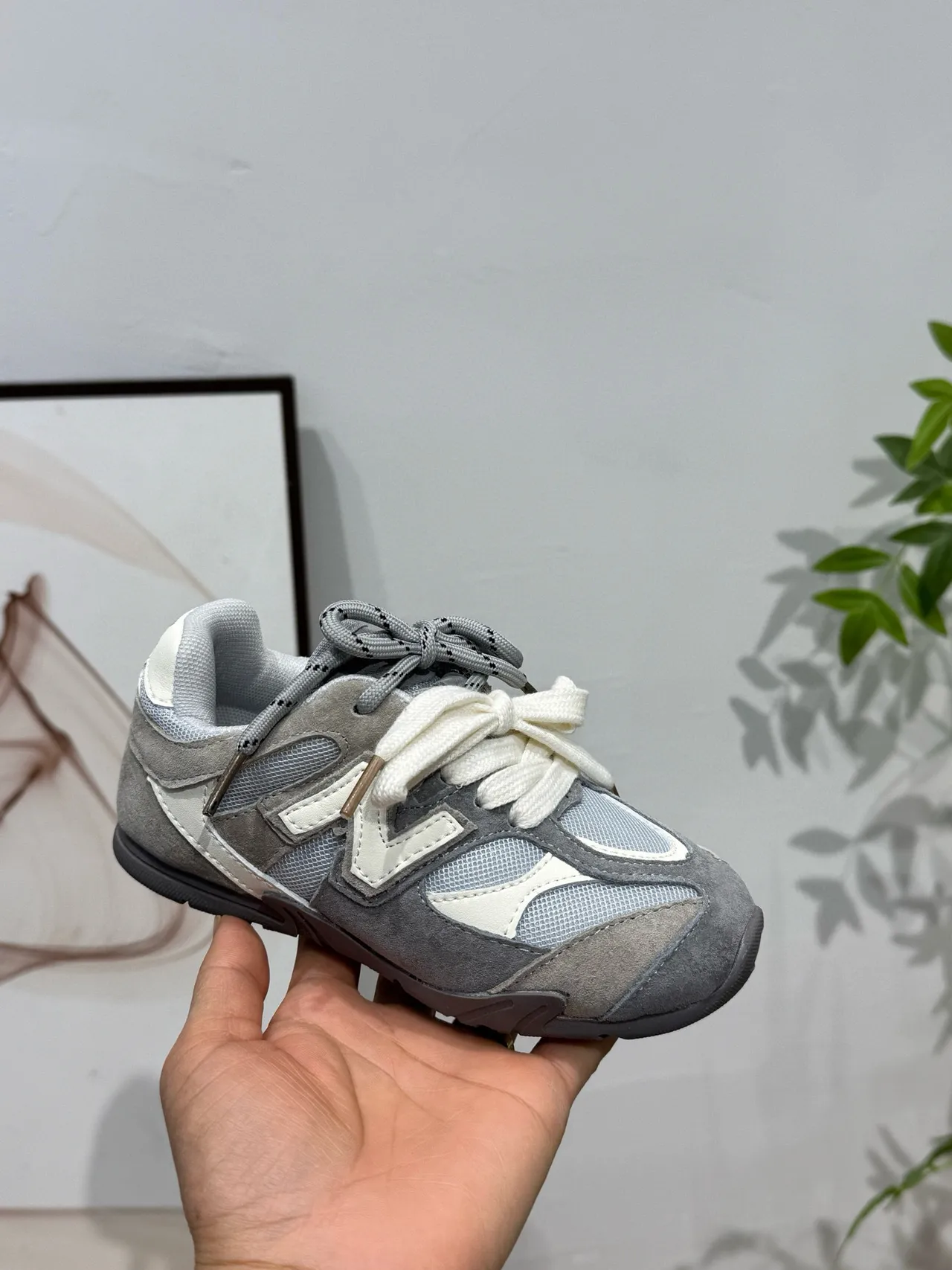 New Balance 327 Gray and White Lifestyle Sneakers 13