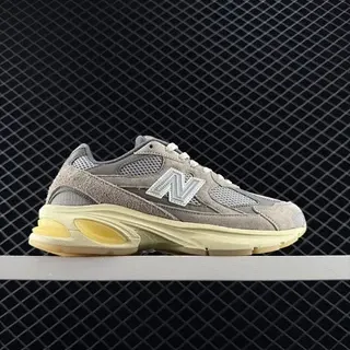 New Balance 9060 Chaussures Chunky Beige en Daim et Maille