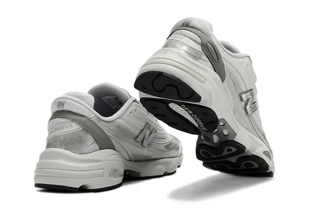 New Balance 9060 灰色厚底运动鞋 3