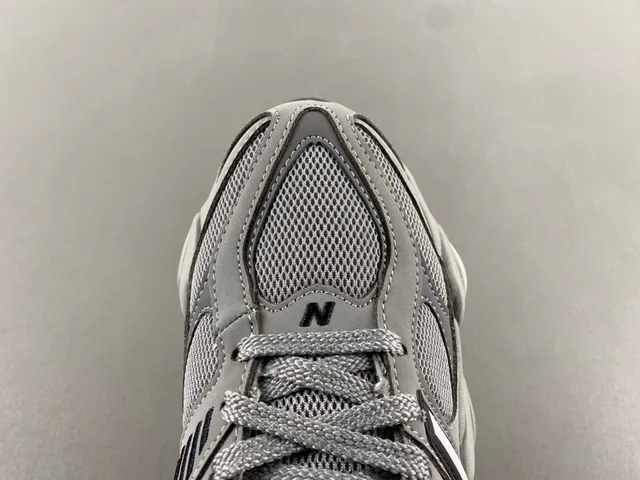 New Balance 9060 Gray Chunky Sneakers 5