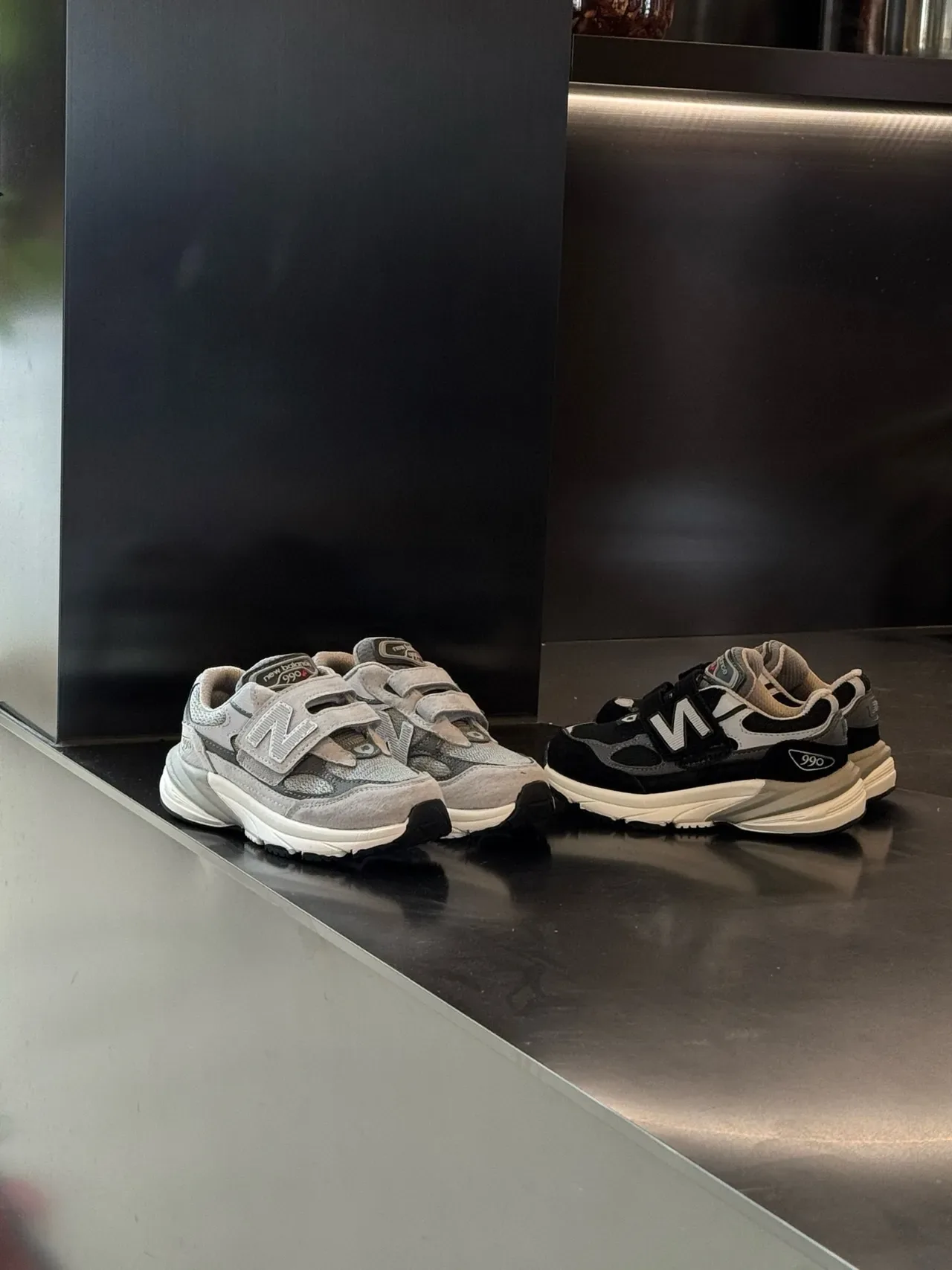 New Balance 990 灰色黑色 厚底轮廓 双魔术贴 生活方式运动鞋 6