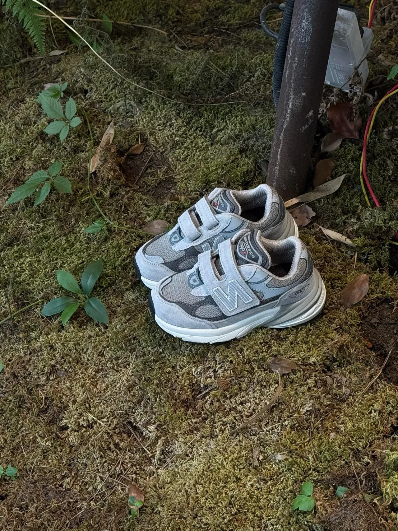 New Balance 990 灰色黑色 厚底轮廓 双魔术贴 生活方式运动鞋 21