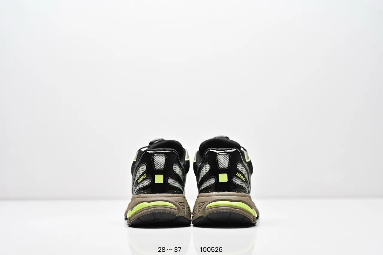 New Balance 990 Branco Amarelo Solado médio Malha e Sobreposições Sintéticas Tênis Chunky 20
