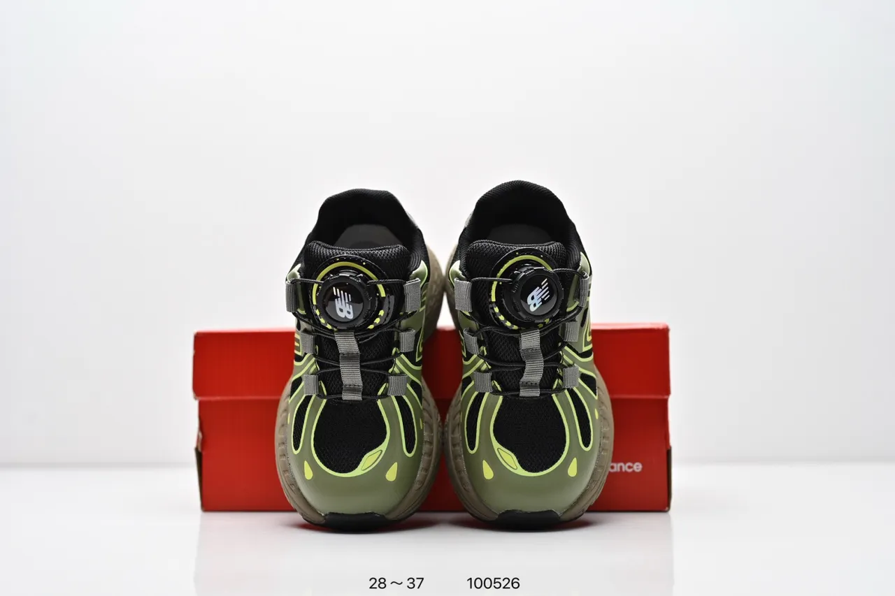 New Balance 990 Branco Amarelo Solado médio Malha e Sobreposições Sintéticas Tênis Chunky 21