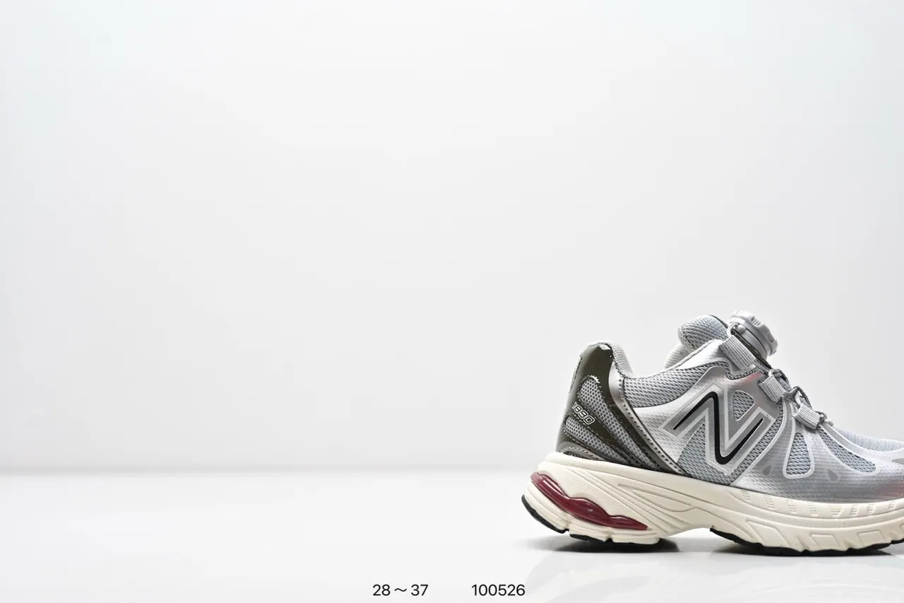 New Balance 990 Branco Amarelo Solado médio Malha e Sobreposições Sintéticas Tênis Chunky 23