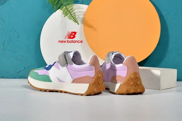 New Balance Beige Noir Retro Runner Velcro Sangle Baskets Lifestyle 19