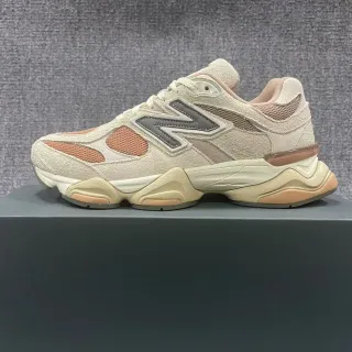 New Balance 米色橙色 雕塑中底 混合麂皮和网面鞋面 厚底运动鞋