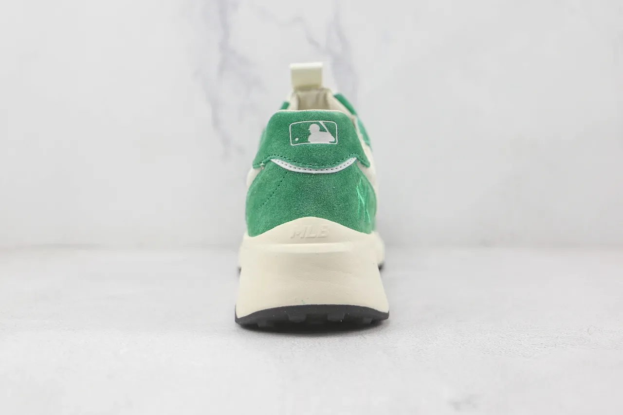 New Balance Tênis Chunky Verde Bege Silhueta Retro Runner Suede e Têxtil 9
