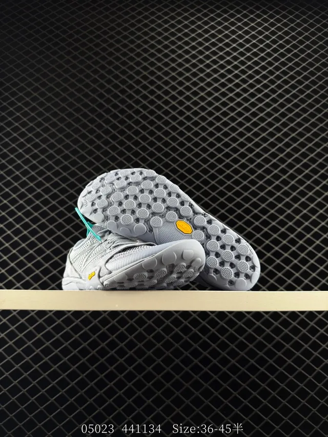 New Balance MT10 Tênis minimalista cinza malha para correr 2