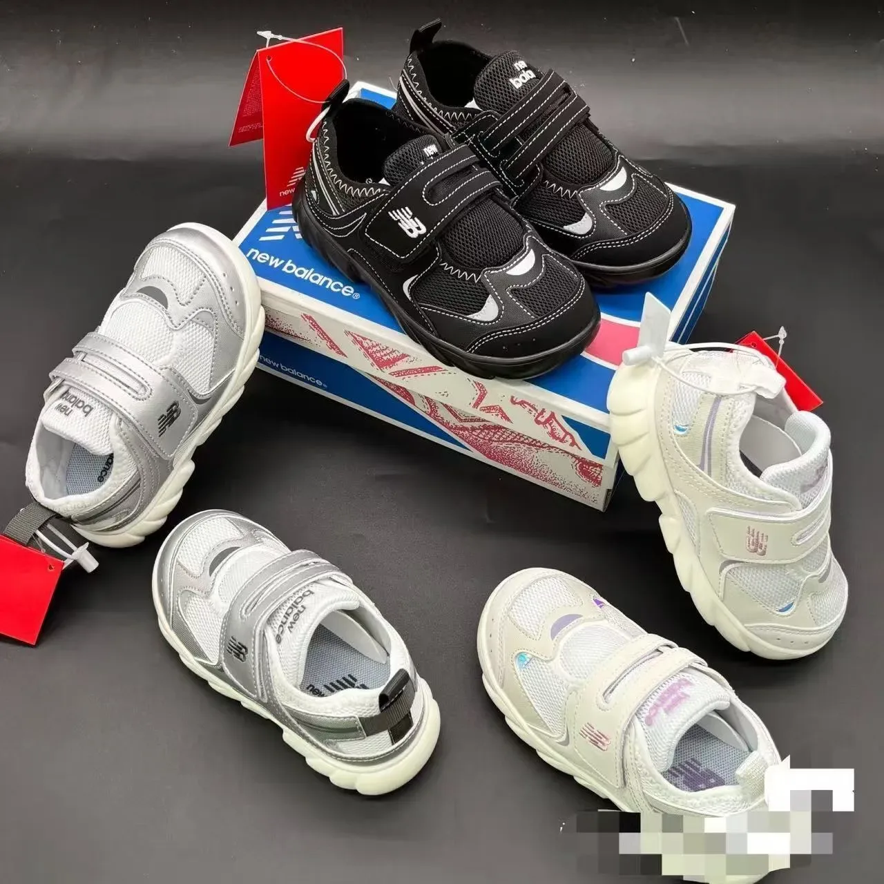 New Balance Prateado Branco Dupla Velcro Alça Fechamento Malha e Sobreposição Sintética Construção Tênis Lifestyle 7