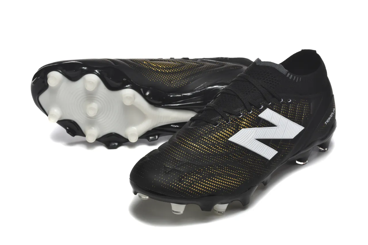 New Balance Tekela Preto e Dourado Baixo-Corte Colar Ajustado a Meia Campo Firme Sapatos de Futebol 5