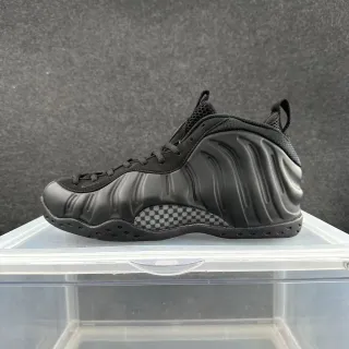 Nike Air Foamposite One حذاء رياضي أسود أحادي اللون بنمط حياة