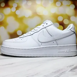 Nike Air Force 1 حذاء أسلوب حياة أبيض كامل