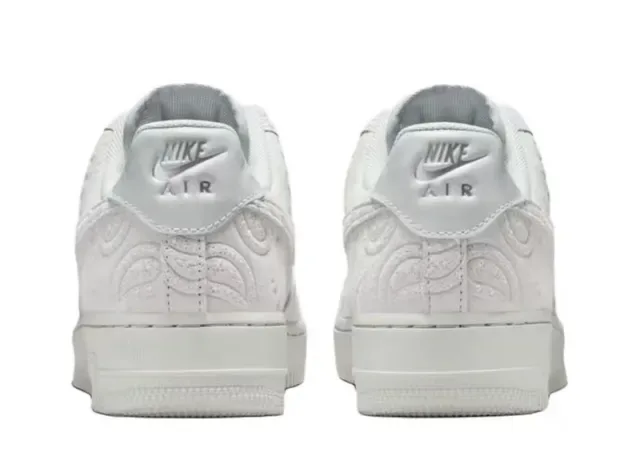Nike Air Force 1 Monochrome Embossed Paisley Lifestyle Sneakers 3