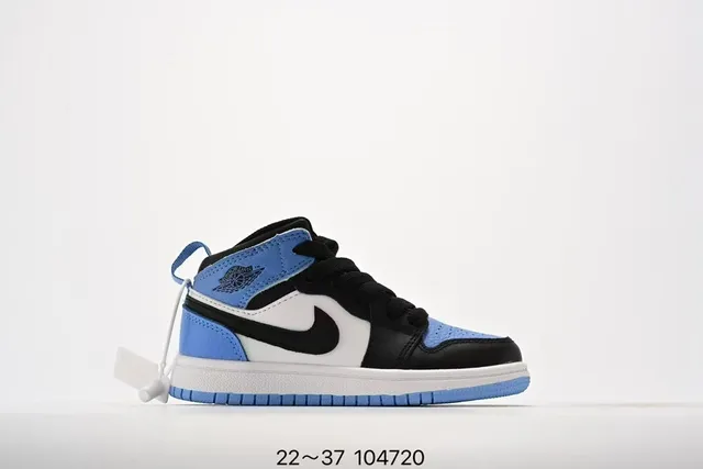 Nike Air Jordan 1 Black Royal Blue White chaussures de basketball 17