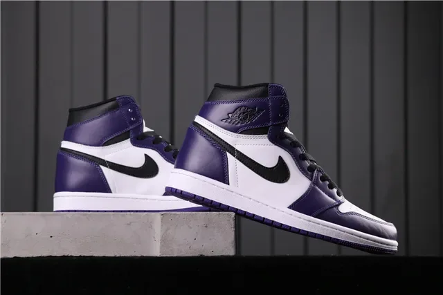 Nike Air Jordan 1 High Morado y Blanco Zapatillas de Baloncesto 4
