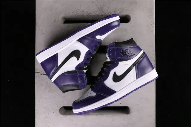 Nike Air Jordan 1 High Morado y Blanco Zapatillas de Baloncesto 6