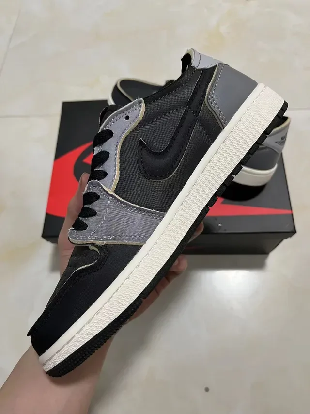 Nike Air Jordan 1 Low Black Gray White tênis lifestyle 3