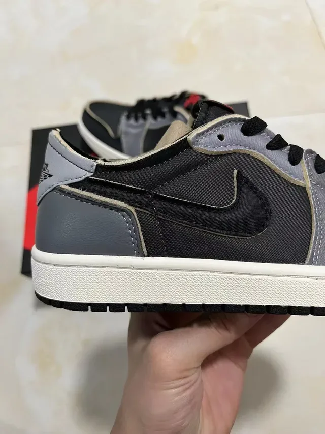 Nike Air Jordan 1 Low Black Gray White tênis lifestyle 6