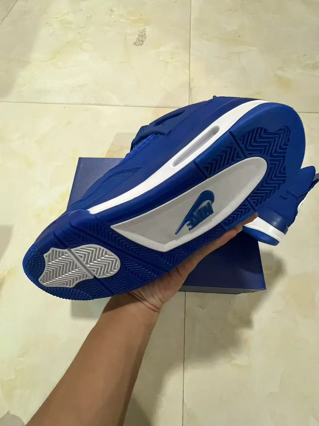 Nike Air Jordan 4 Chaussures de Basketball Bleu Royal 6