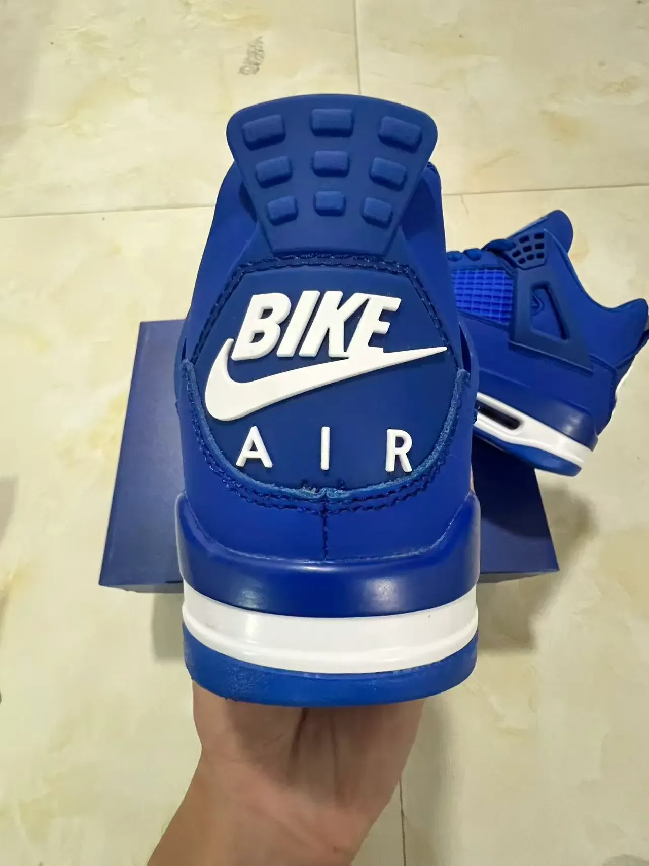 Nike Air Jordan 4 Chaussures de Basketball Bleu Royal 8