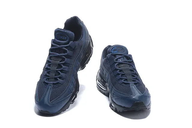 Nike Air Max 95 Navy Lifestyle Sneakers 3
