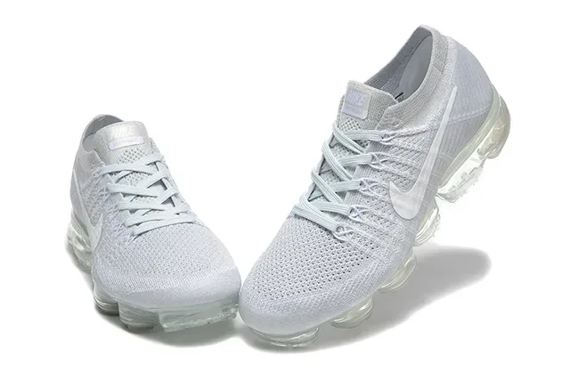 Nike Air VaporMax Light Gray Flyknit Lifestyle Sneakers 3