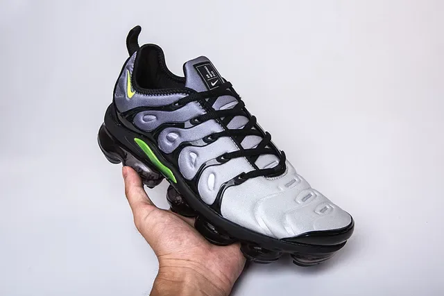 Nike Air VaporMax Plus Silver Black Neon Green Lifestyle Sneakers 17