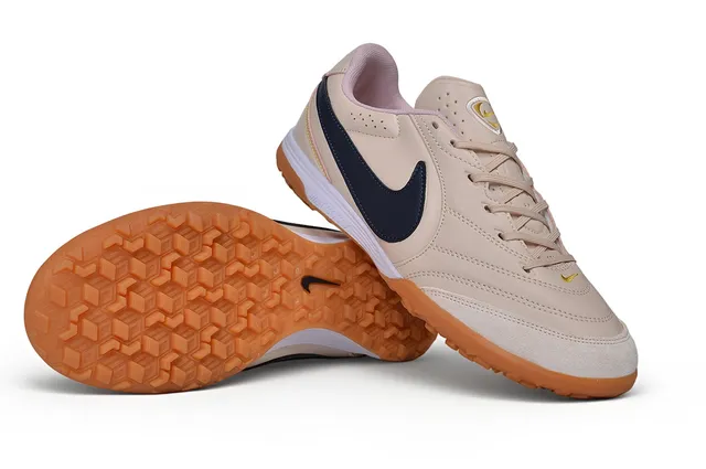 Nike Beige Navy Low-Top Suede Upper Turf Soccer Shoes 4