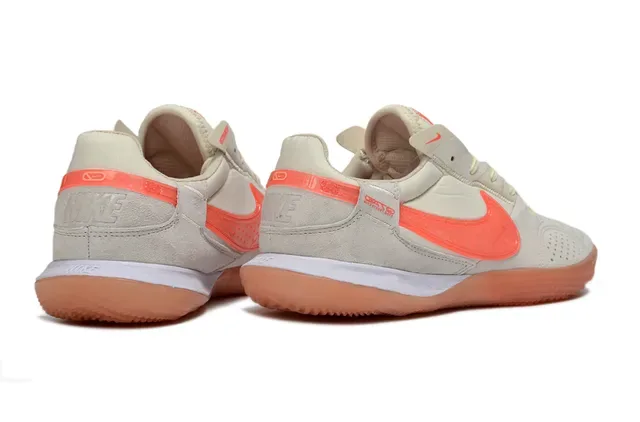 Nike Sapatos de Futebol Indoor Low Top em Suede Bege Laranja 5