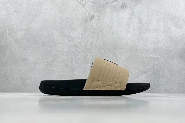 Nike Benassi Black Beige Single-Strap Ribbed Textile Slippers 8
