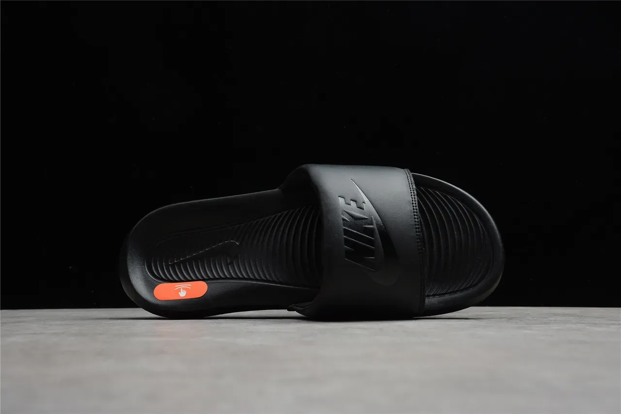 Nike Benassi Black Orange Monochrome Molded Footbed Slippers 9