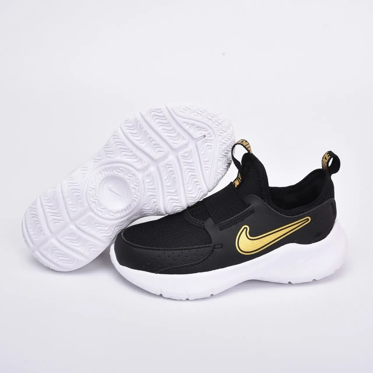Nike Black Gold Slip-On Perforated Mesh Lifestyle Sneakers 15